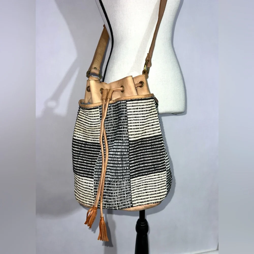 ANABAGLISH Cross-Body‎ Woven Fabric/Leather Accents Shoulder Bucket Bag